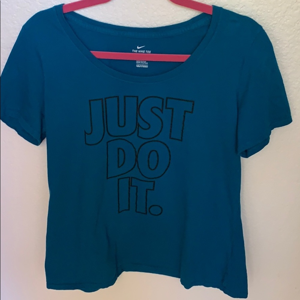 Teal Nike t shirt